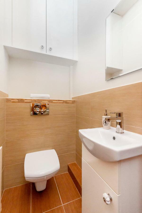 Beautiful Holyrood Park Apartment Edimburgo Exterior foto